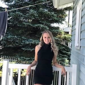 Meet your Posher, Jessica